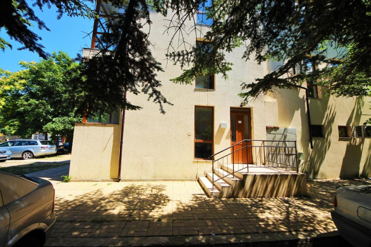 Menada Crystal Park Apartments 써니비치 외부 사진